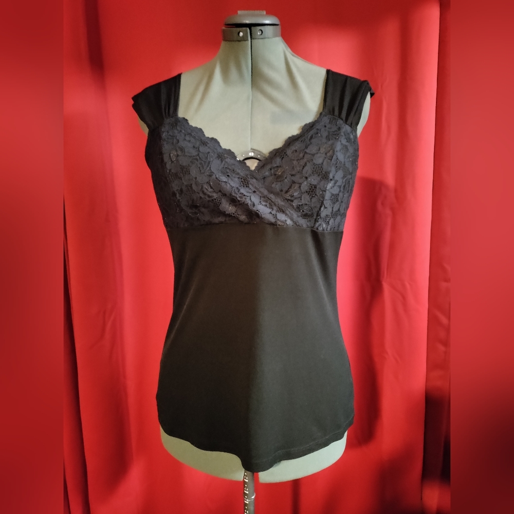 JKLA California criss cross lace chest tank top